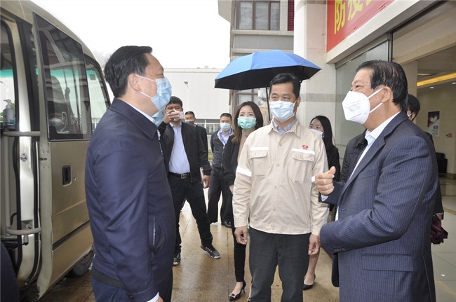 疫情期间慰问关怀、支持珠钢发展壮大——姚奕生市长一行调研珠海基地